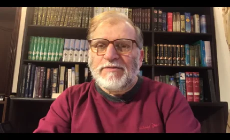 The Mountain Of Gold !! Orya Maqbool Jan